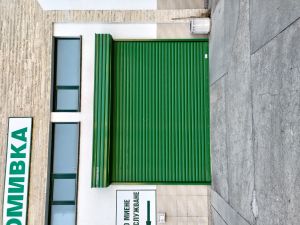 Ролетни гаражни и индустриални врати